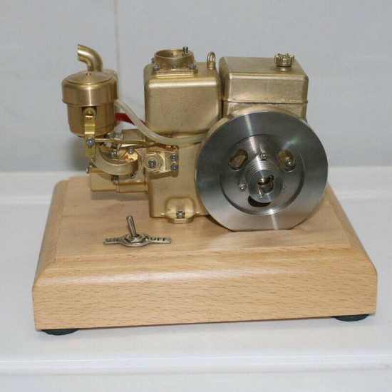 1.9cc miniature gasoline model engine old tractor engine four-stroke water-cooled internal combustion engine model 1.9cc miniature gasoline model engine old tractor engine four-stroke water-cooled internal combustion engine model