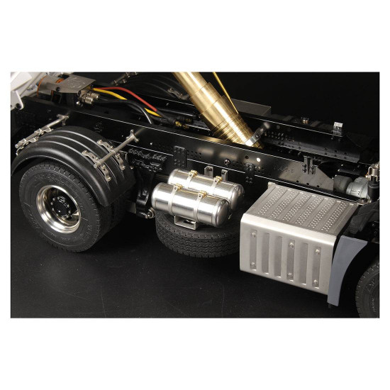 lxy rc 1/14 4×4 metal hydraulic dump truck construction machinery vehicle model with 3-speed gearbox & differential lock lxy rc 1/14 4×4 metal hydraulic dump truck construction machinery vehicle model with 3-speed gearbox & differential lock