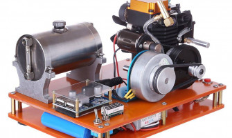 Why can the TOYAN engine use both nitro and gasoline?